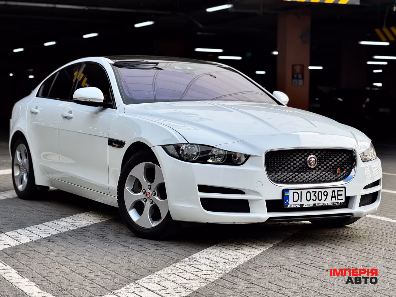 Jaguar XE - фото 32