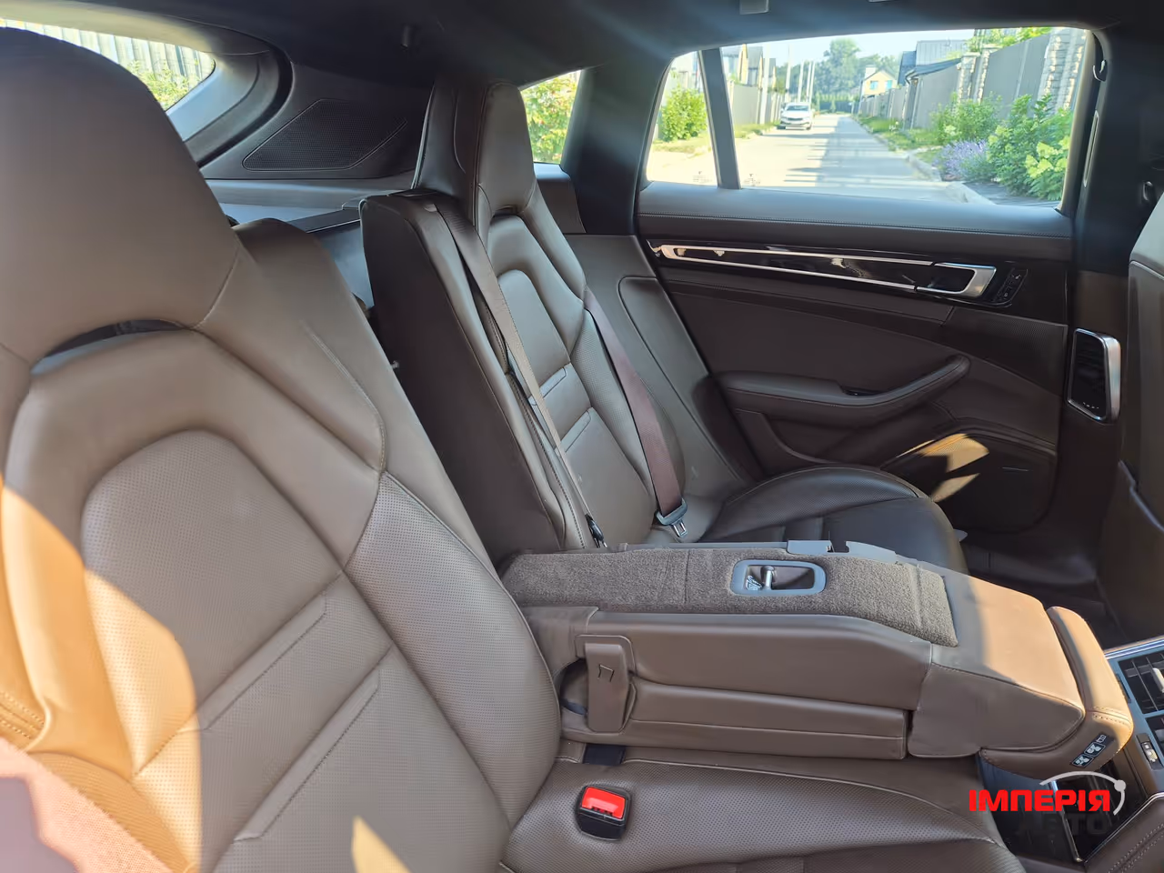 Porsche Panamera - фото 31