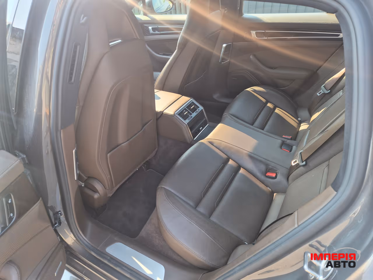 Porsche Panamera - фото 34