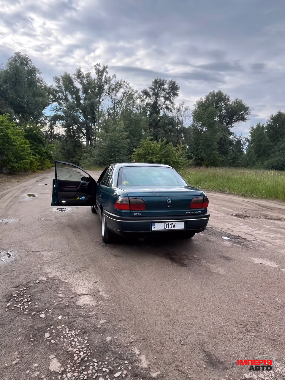 Opel Omega - фото 9