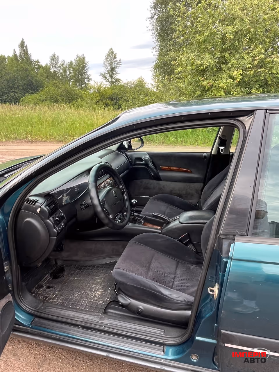 Opel Omega - фото 8