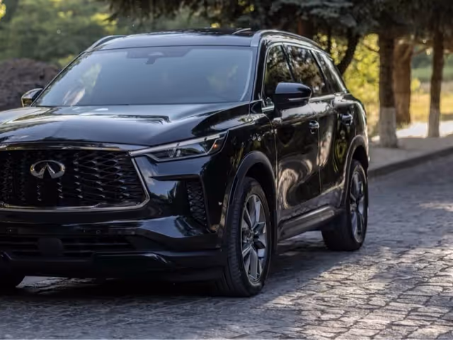 Infiniti QX60 - фото 3