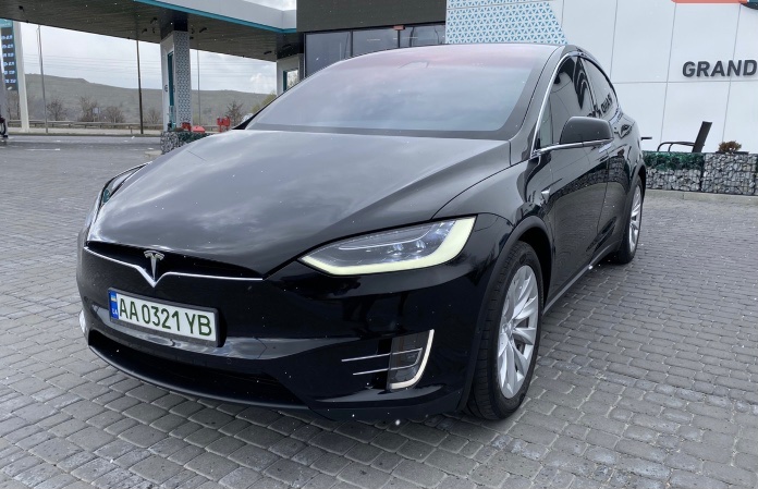 Tesla Model X - фото 6