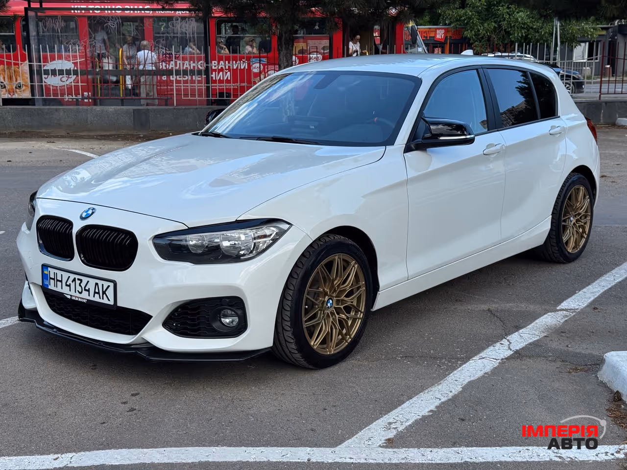 BMW 1 серії - фото 1