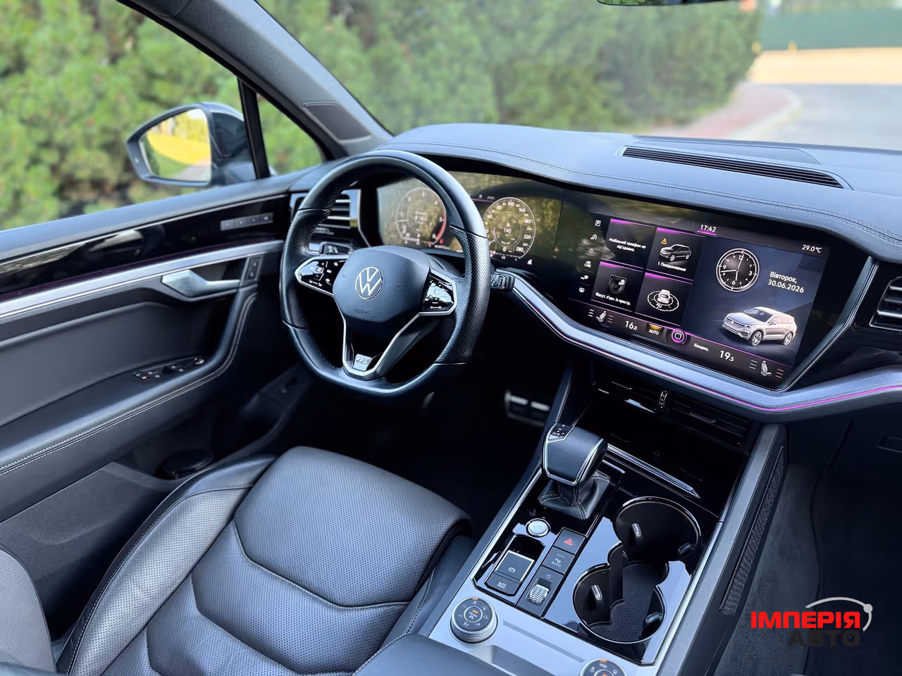 Volkswagen Touareg - фото 21