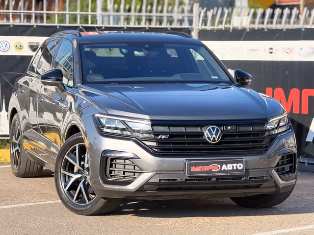 Volkswagen Touareg - фото 3