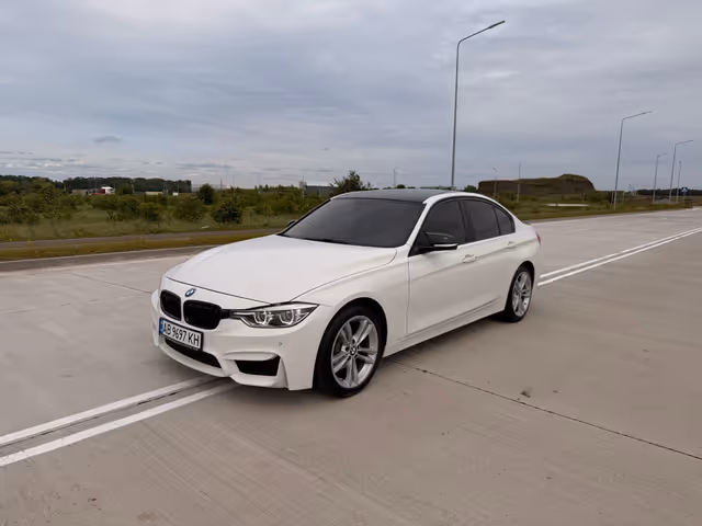 BMW 3 серії - фото 2