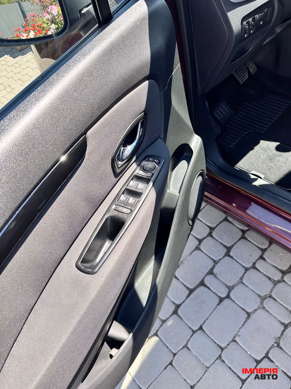 Renault Scenic - фото 20