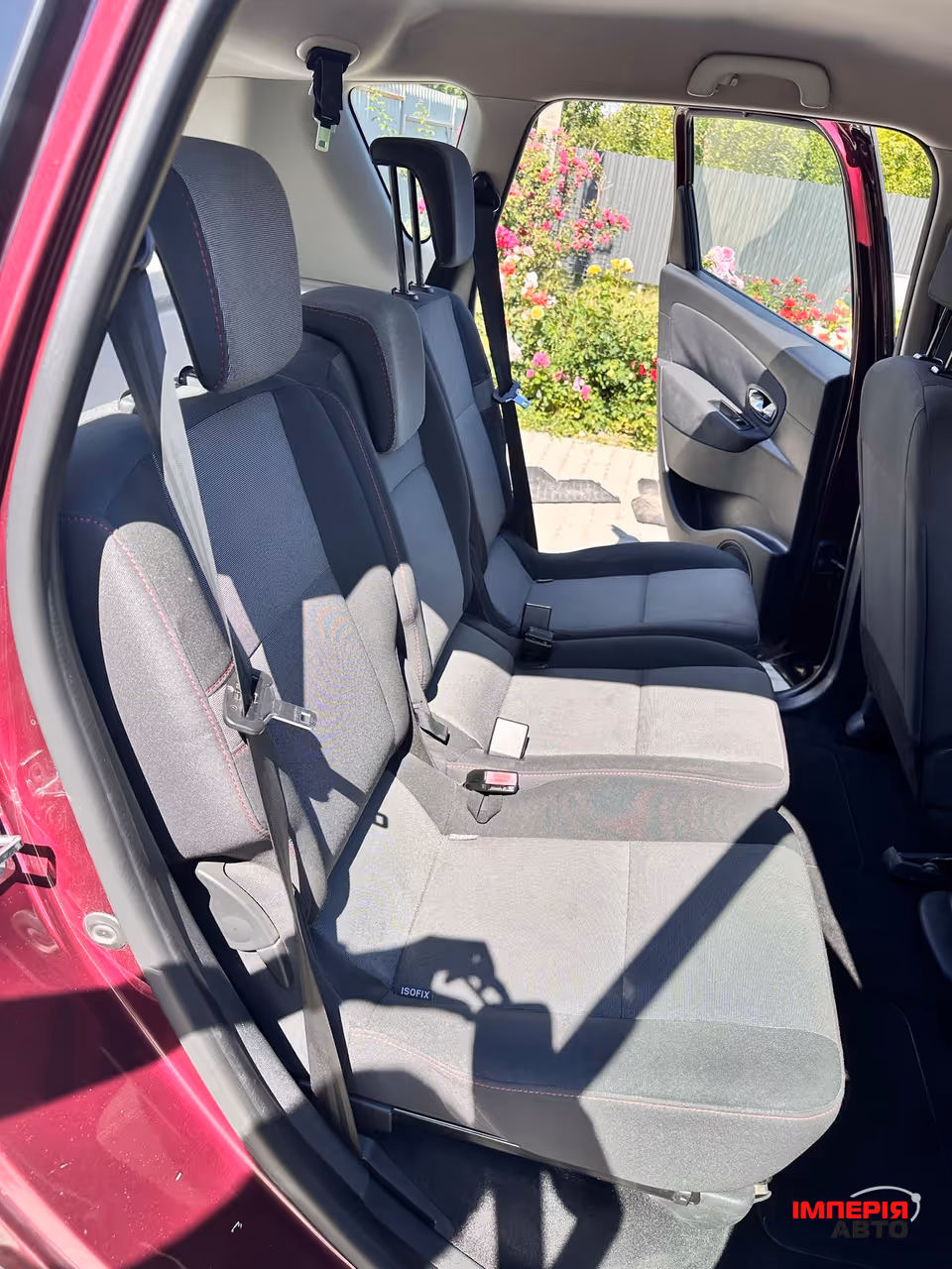 Renault Scenic - фото 13