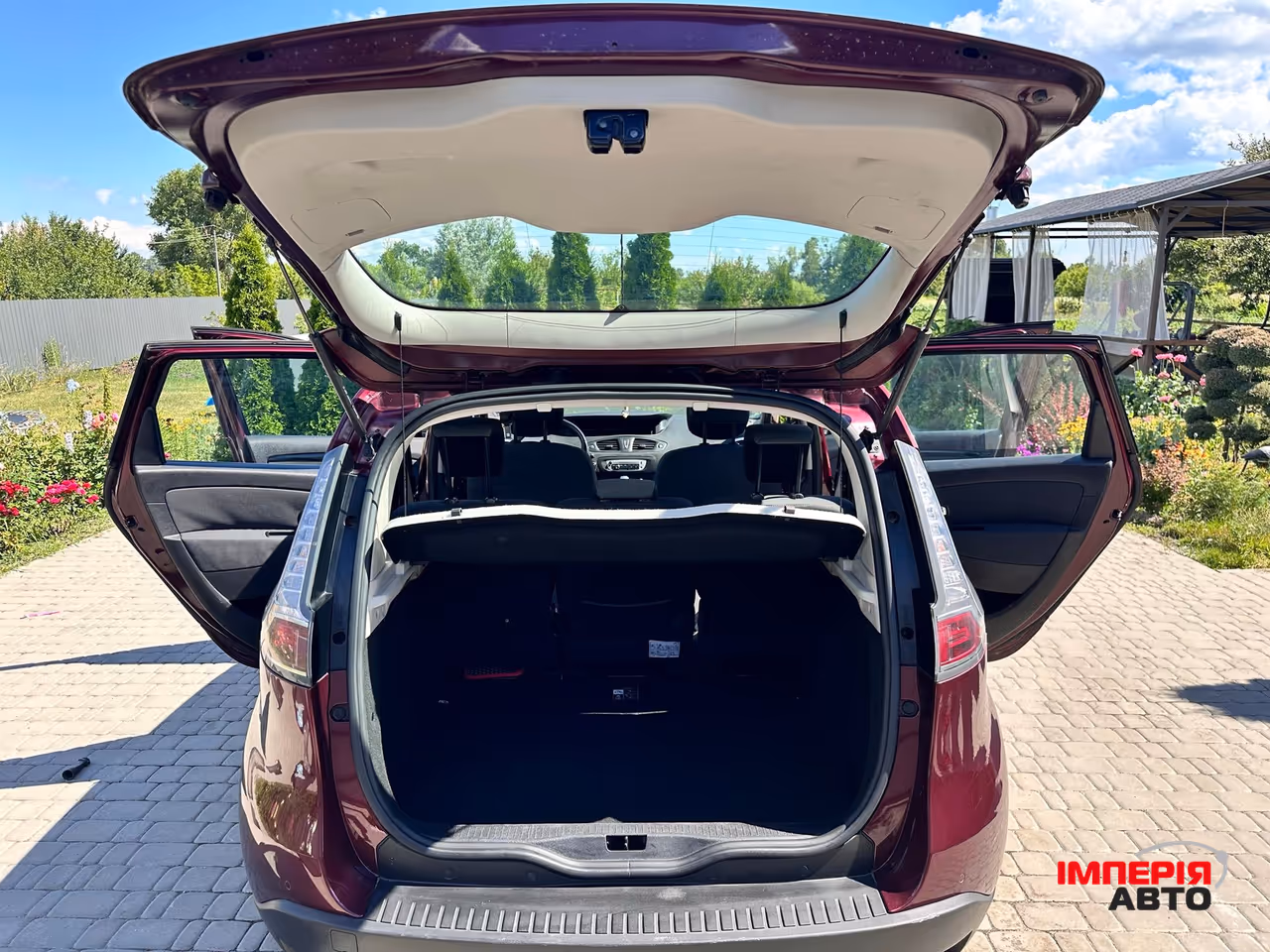 Renault Scenic - фото 15