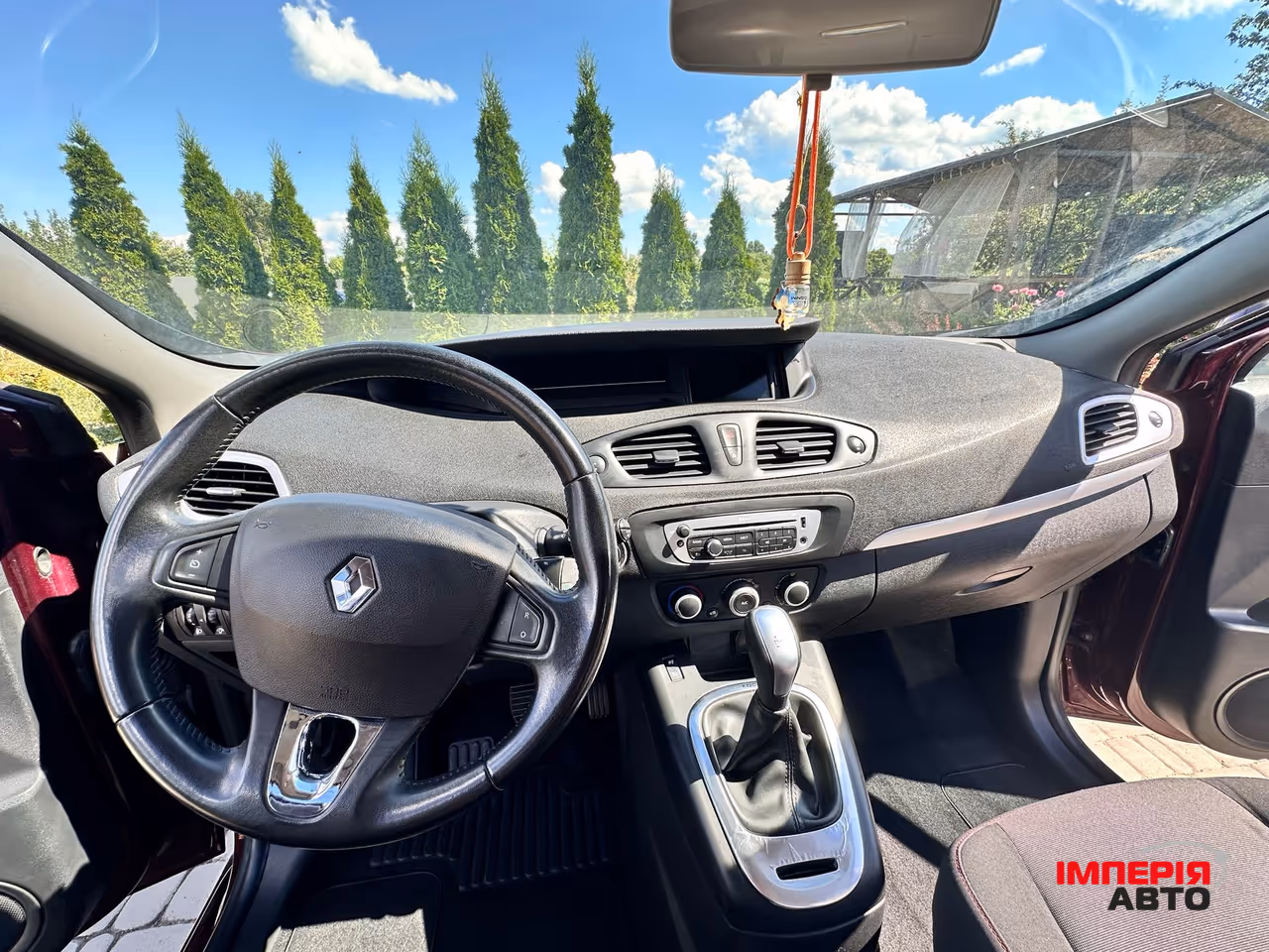 Renault Scenic - фото 26