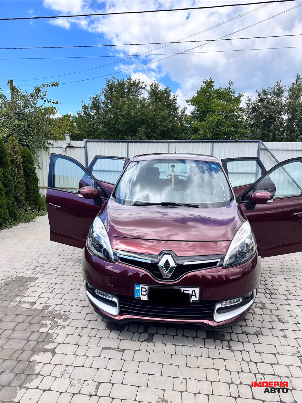 Renault Scenic - фото 8