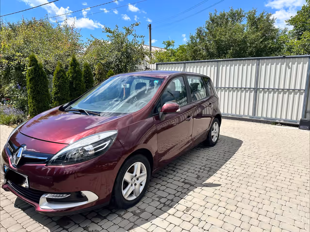 Renault Scenic - фото 3