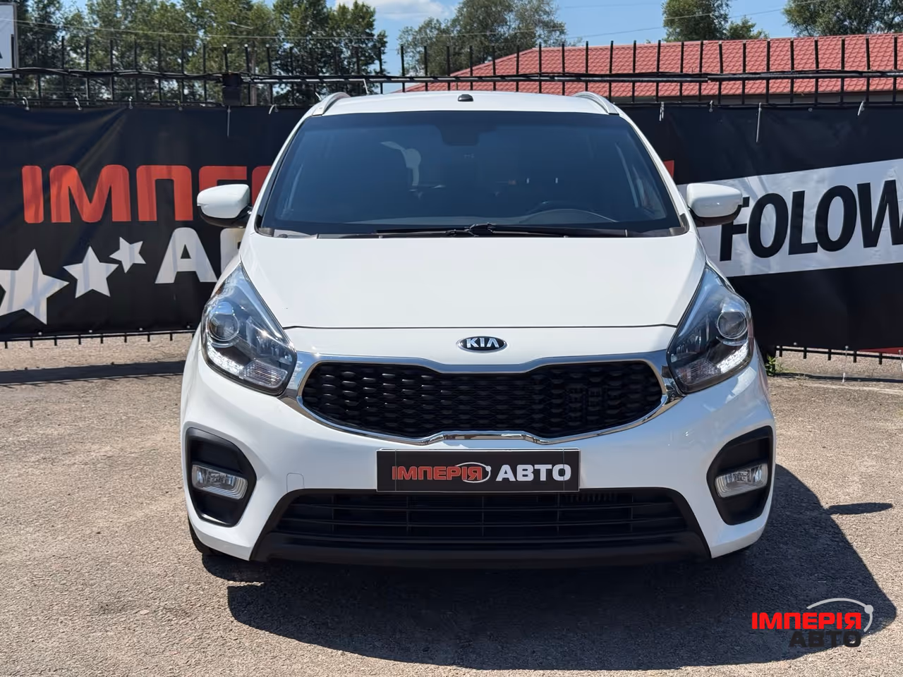 Kia Carens - фото 2
