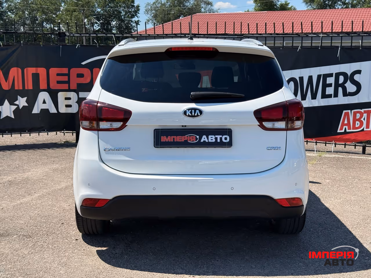 Kia Carens - фото 5