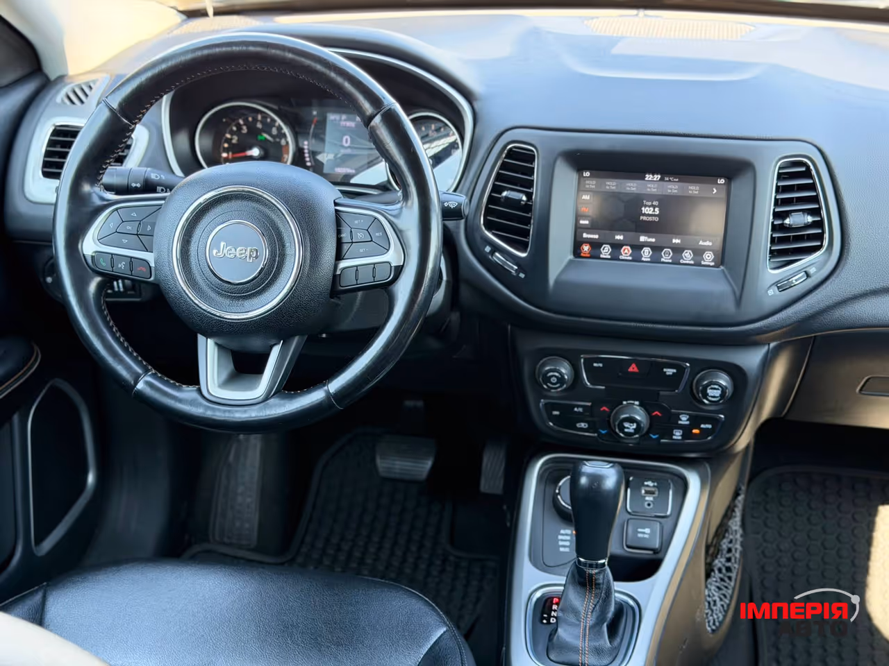 Jeep Compass - фото 6
