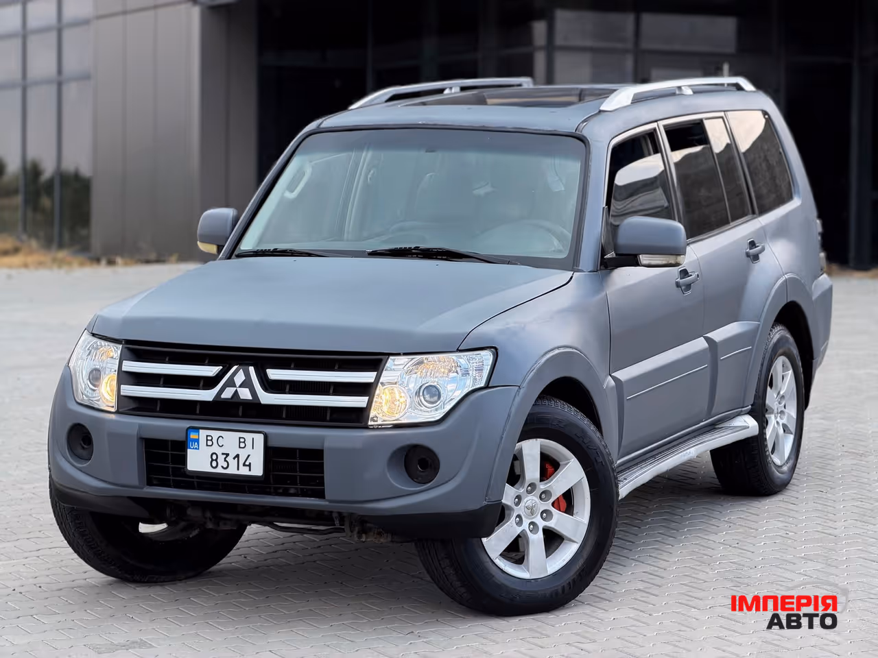 Mitsubishi Pajero - фото 1