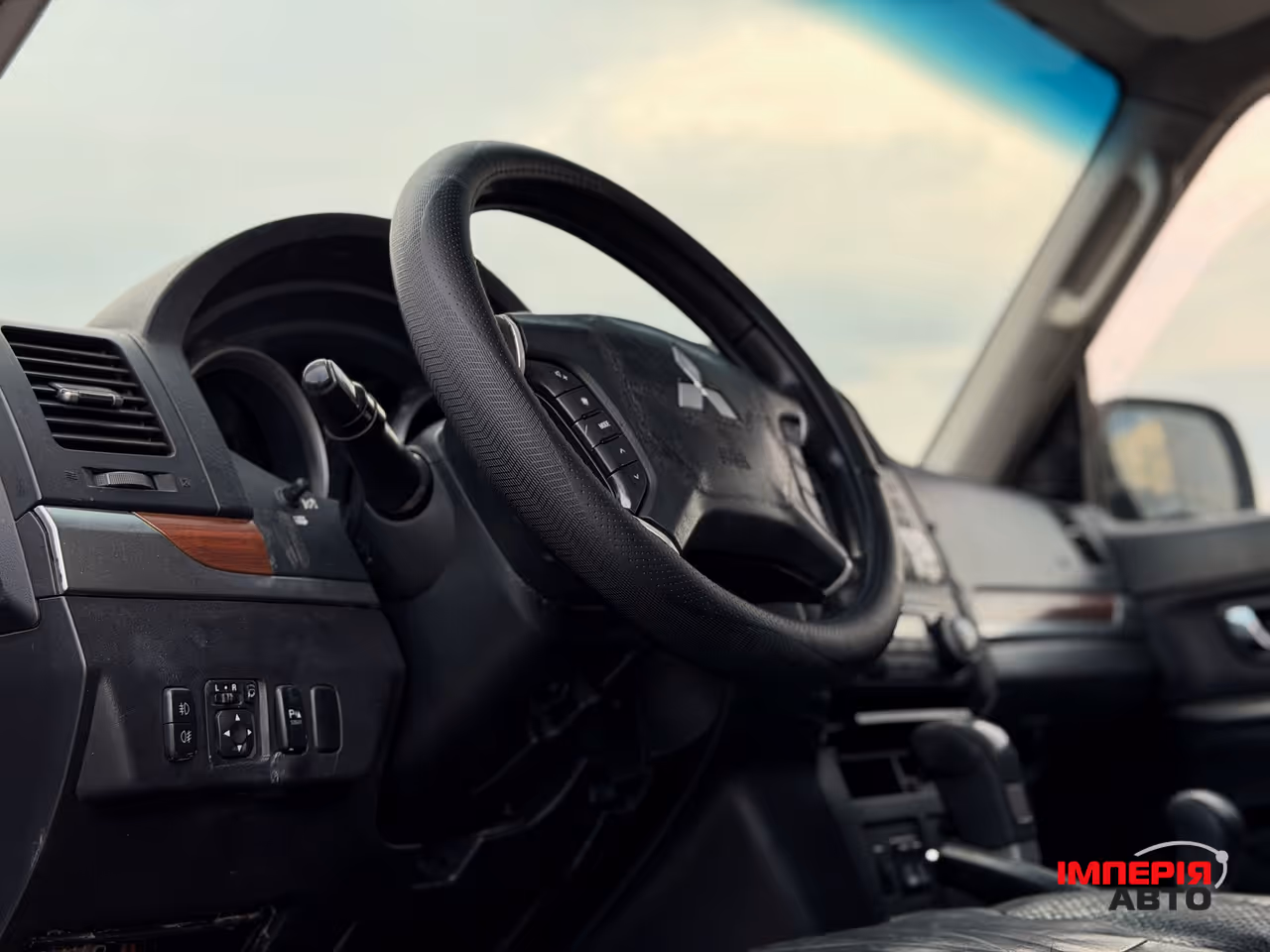 Mitsubishi Pajero - фото 39
