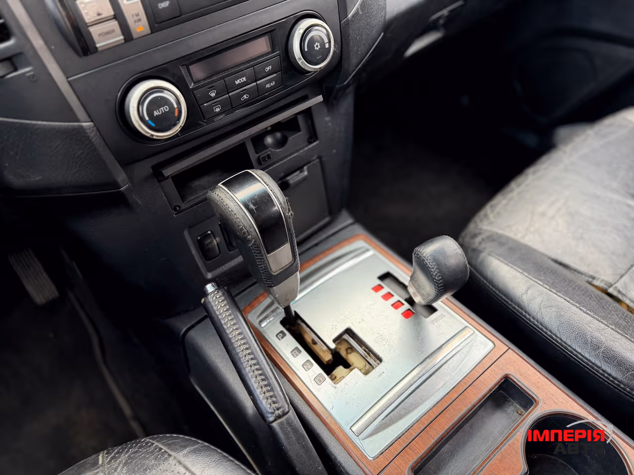 Mitsubishi Pajero - фото 35