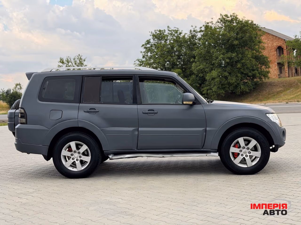 Mitsubishi Pajero - фото 14