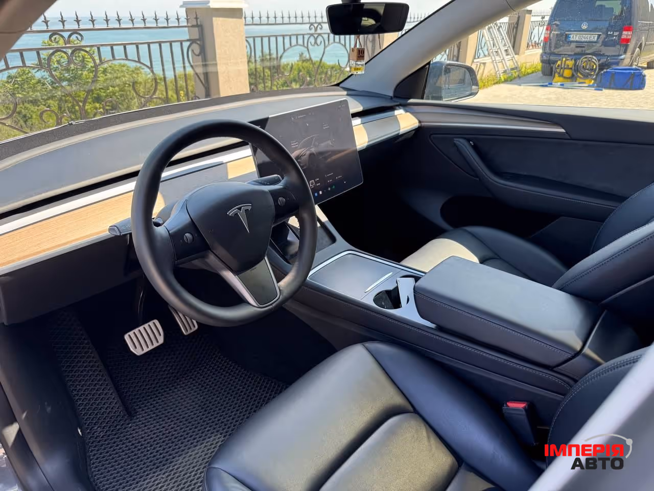 Tesla Model Y - фото 7
