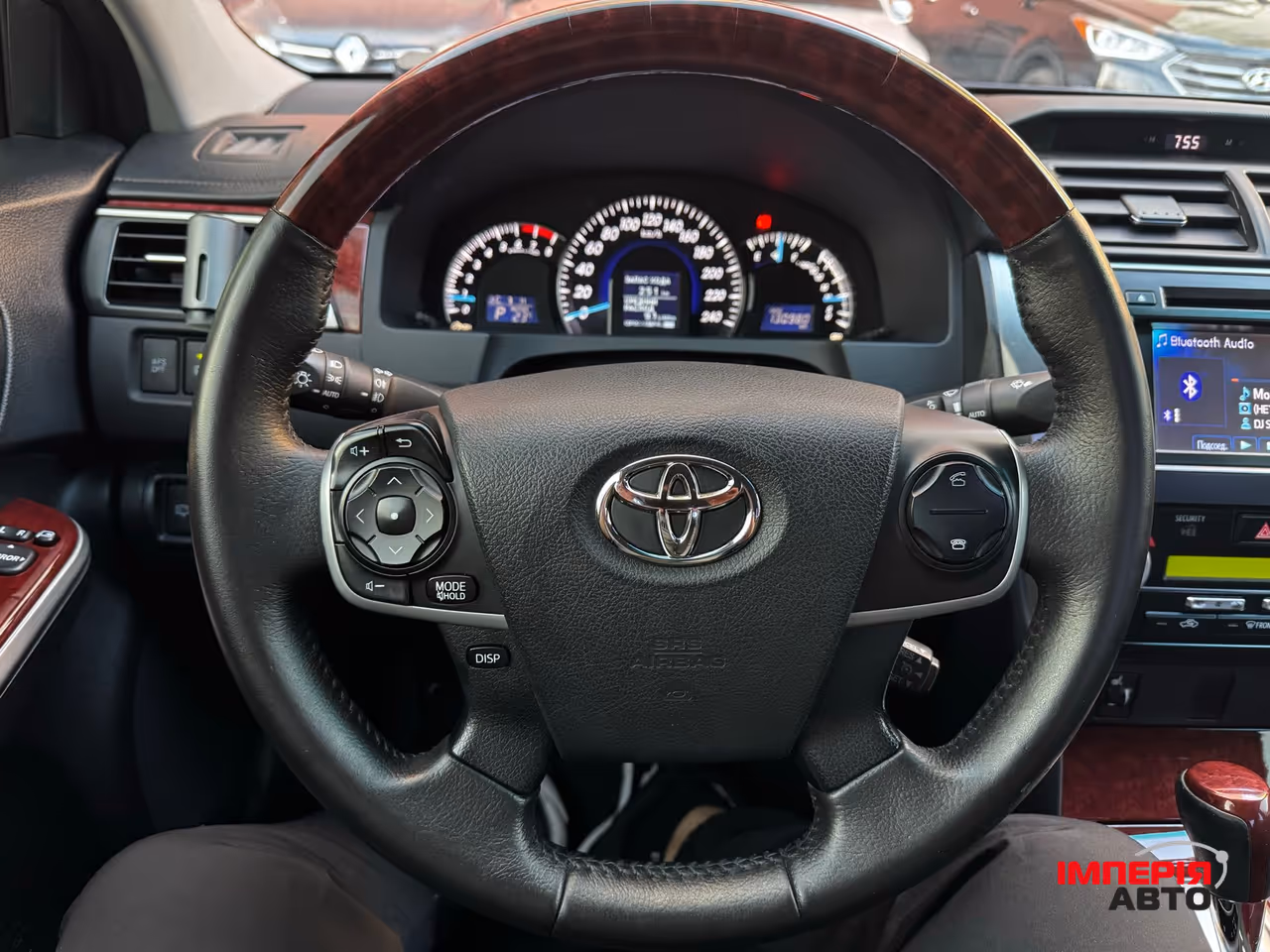 Toyota Camry - фото 9