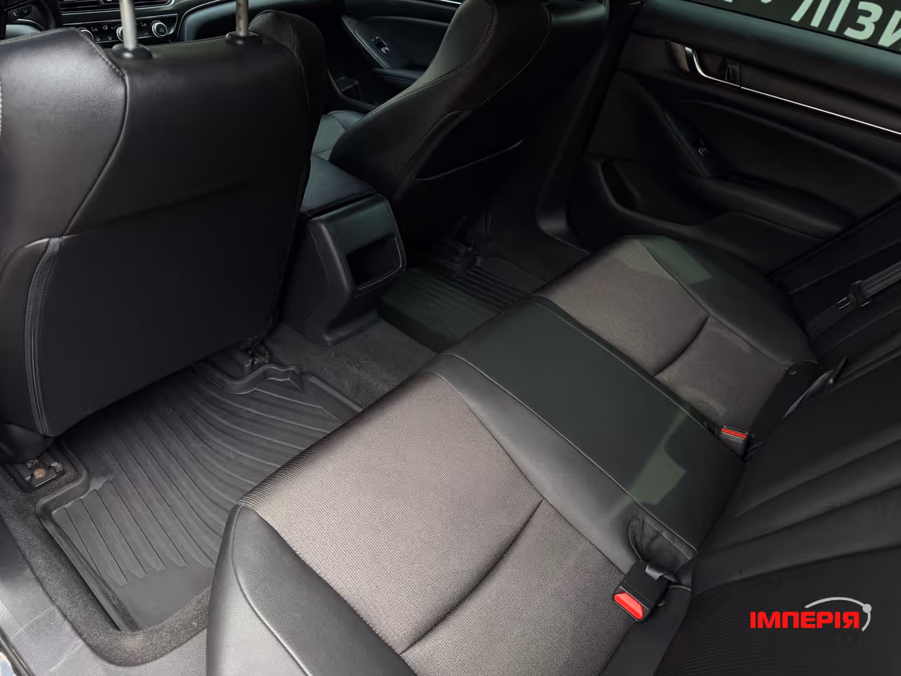 Honda Accord - фото 9