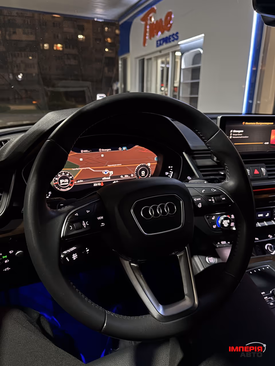 Audi Q5 - фото 11
