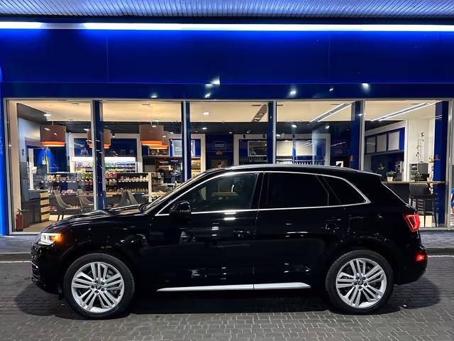 Audi Q5 - фото 4