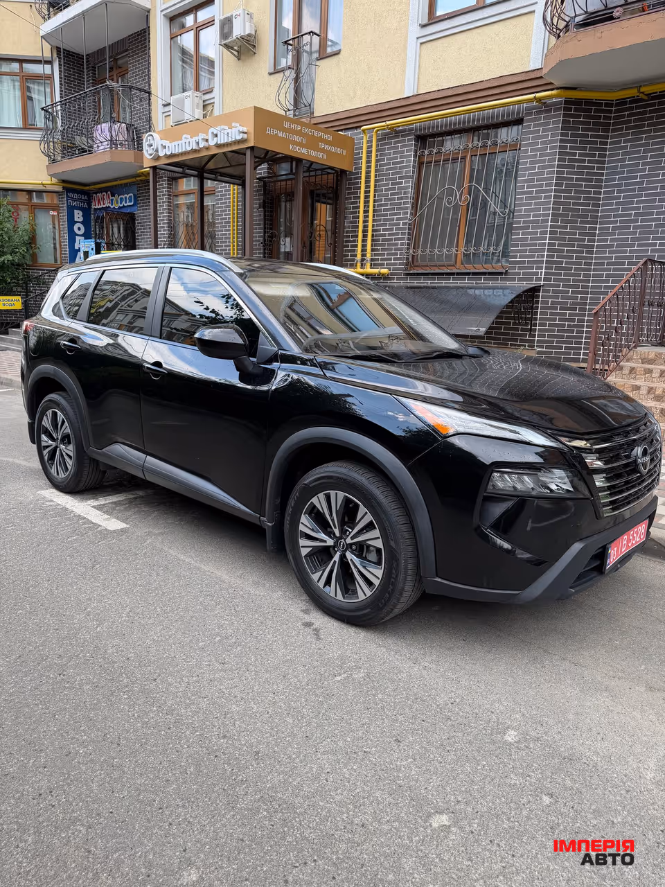 Nissan Rogue - фото 1
