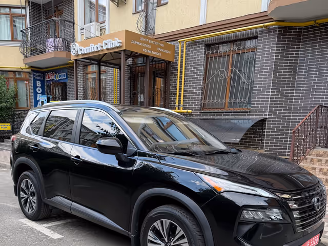 Nissan Rogue - фото 1