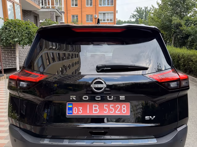 Nissan Rogue - фото 4
