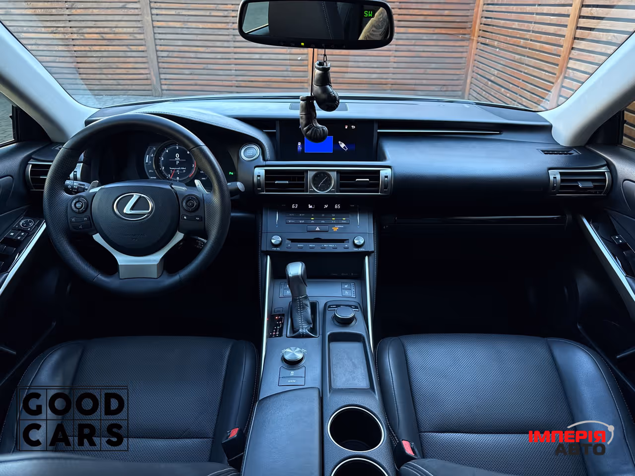 Lexus IS - фото 38