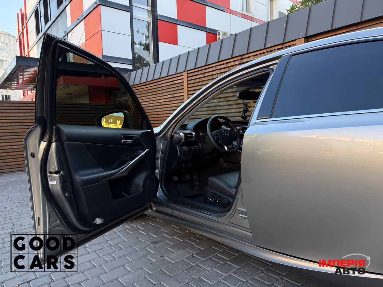 Lexus IS - фото 25