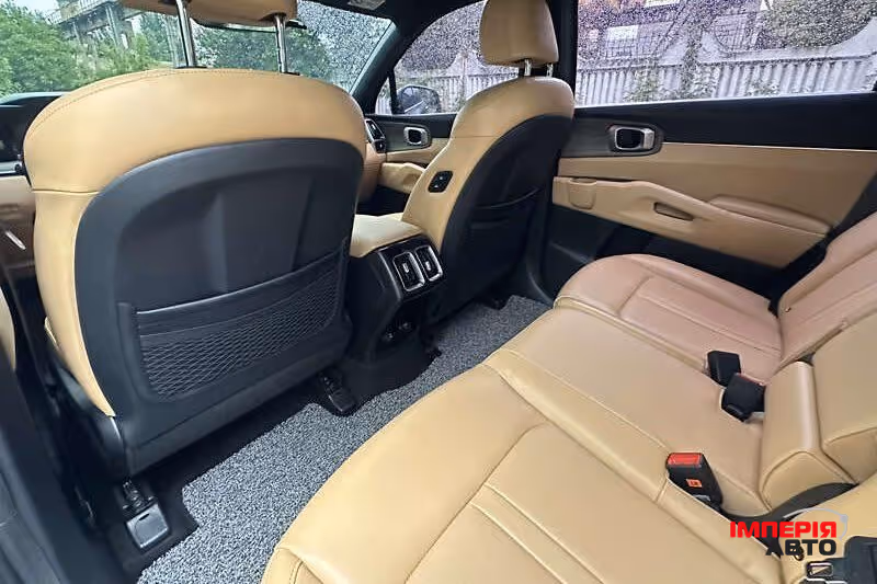 Kia Sorento - фото 13