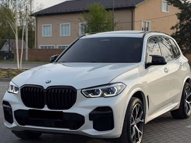 BMW X5 - фото 2