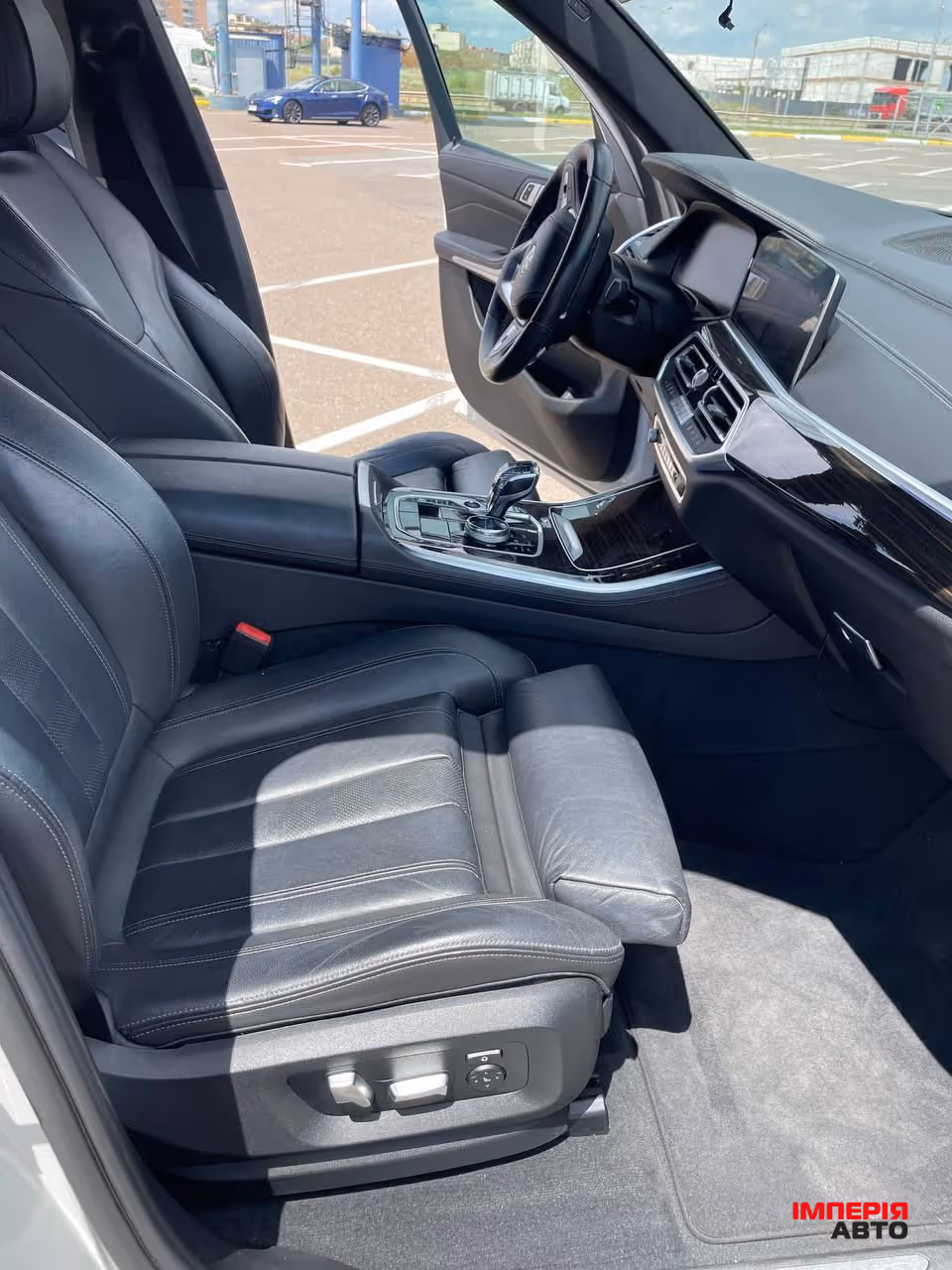 BMW X5 - фото 25