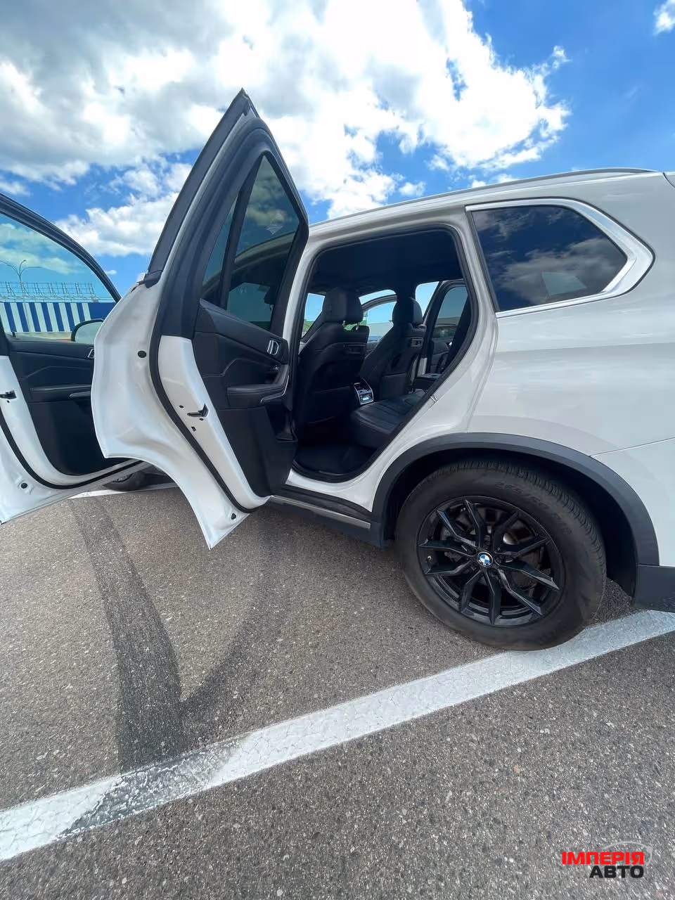 BMW X5 - фото 6