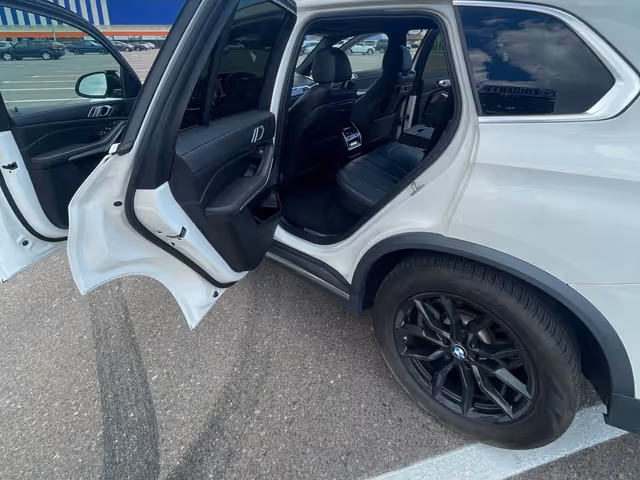 BMW X5 - фото 5