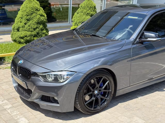 BMW 3 серії - фото 3