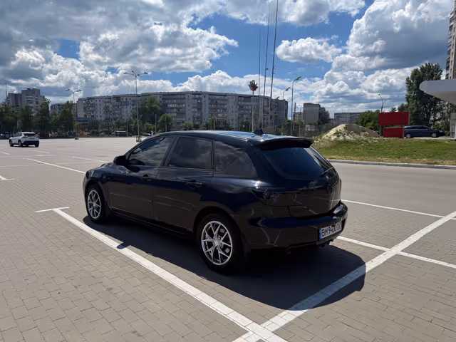 Mazda 3 - фото 5