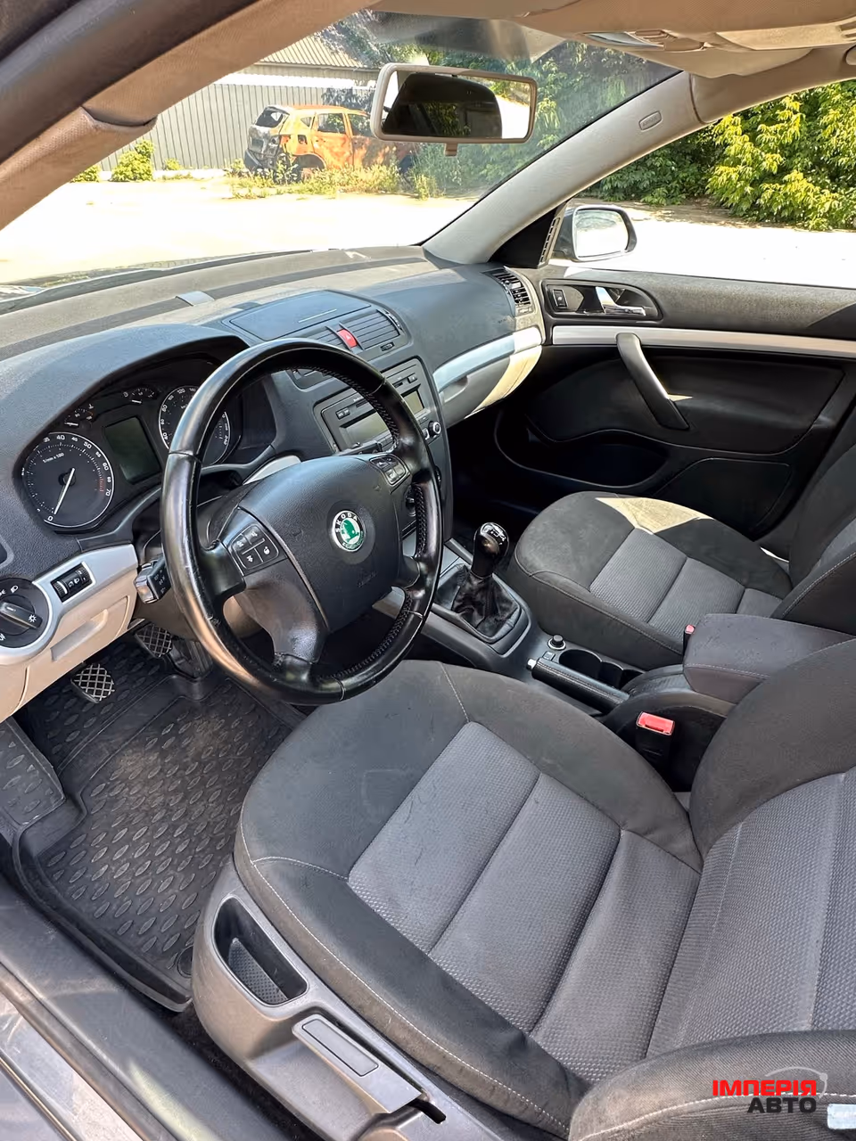 Skoda Octavia - фото 9