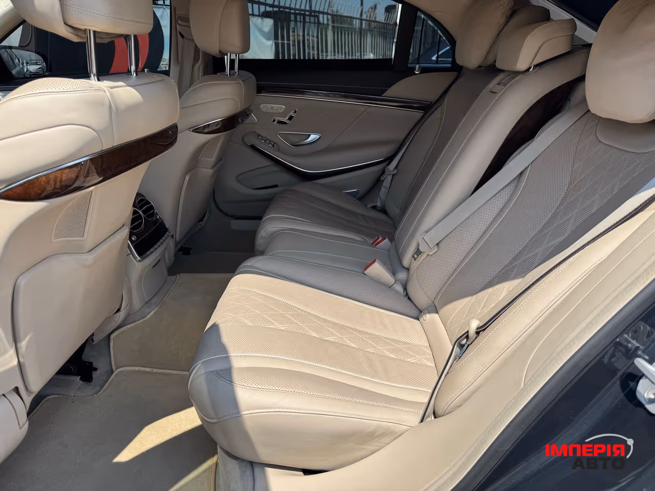 Mercedes-Benz S-Класс - фото 14