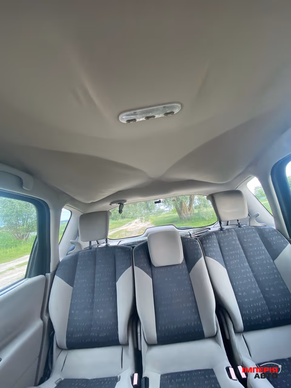 Renault Scenic - фото 15