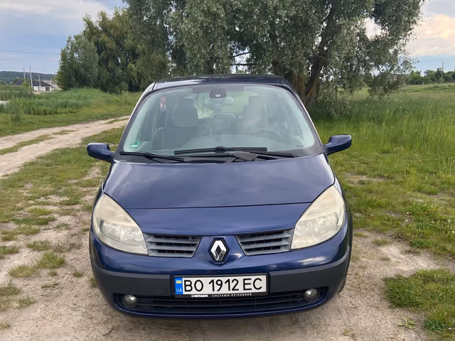 Renault Scenic - фото 1