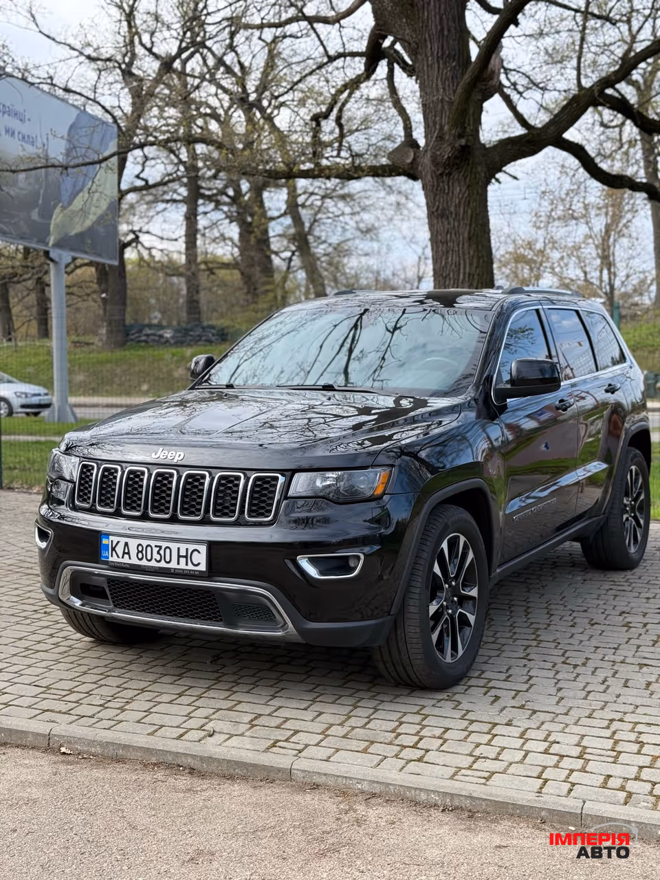 Jeep Grand Cherokee - фото 3