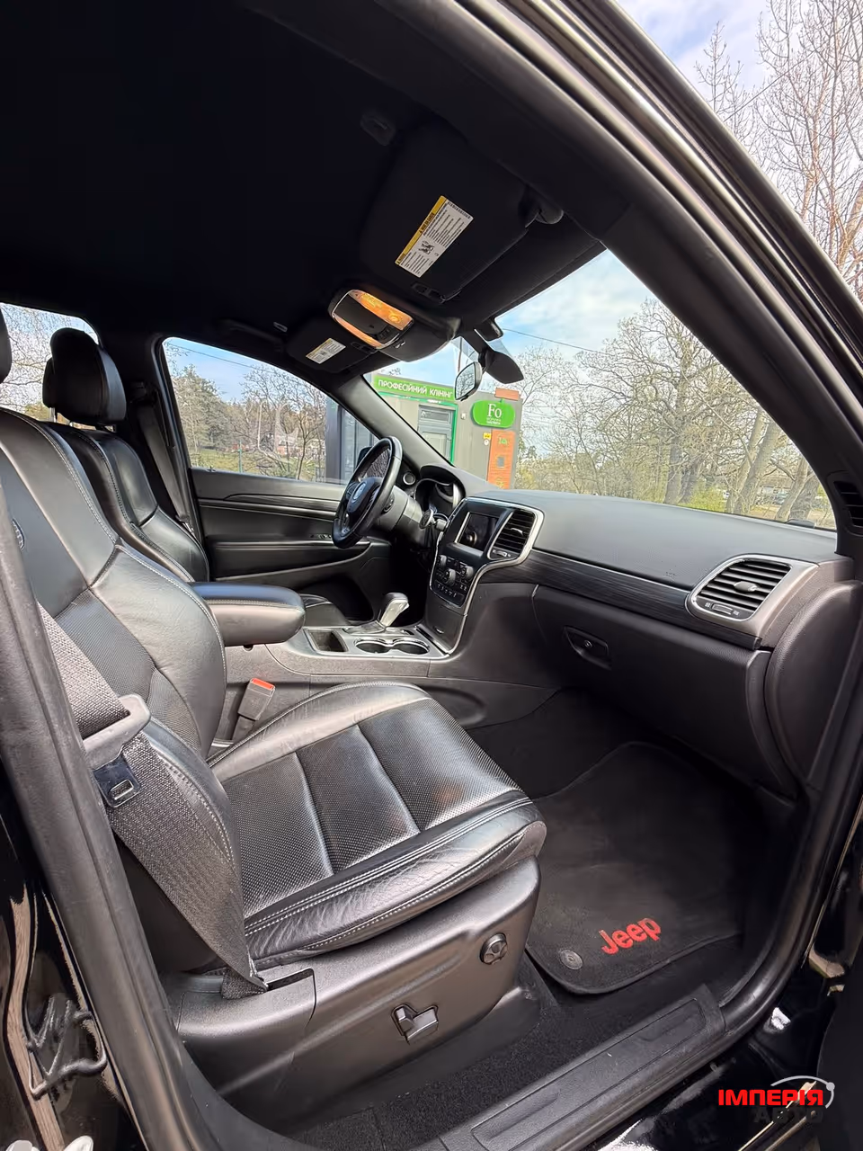 Jeep Grand Cherokee - фото 13