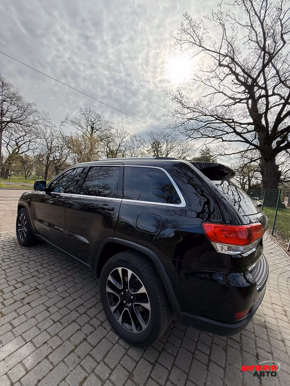 Jeep Grand Cherokee - фото 9
