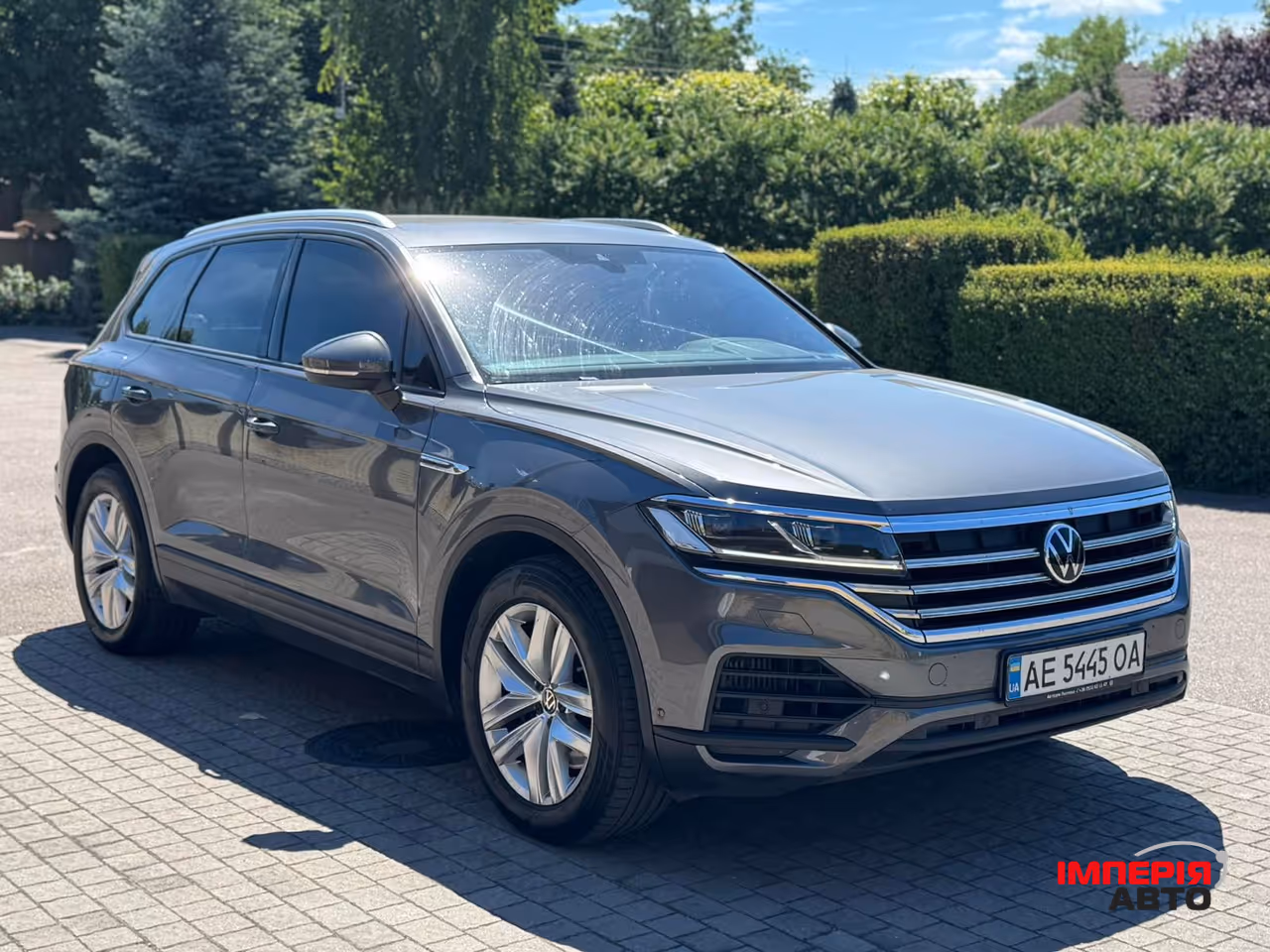 Volkswagen Touareg - фото 3