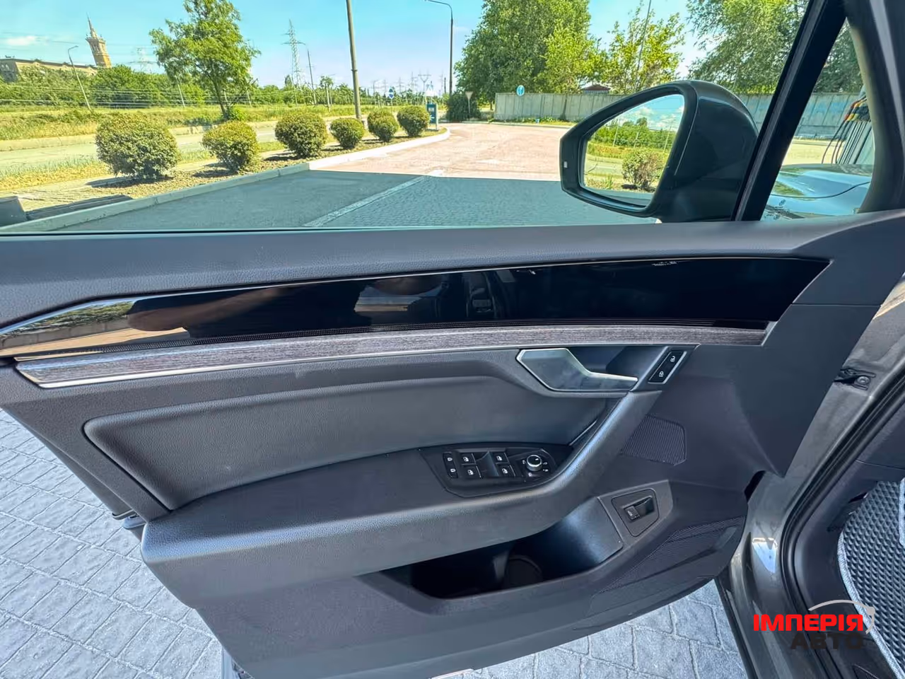 Volkswagen Touareg - фото 14